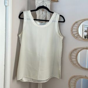 Crème satin shell tank